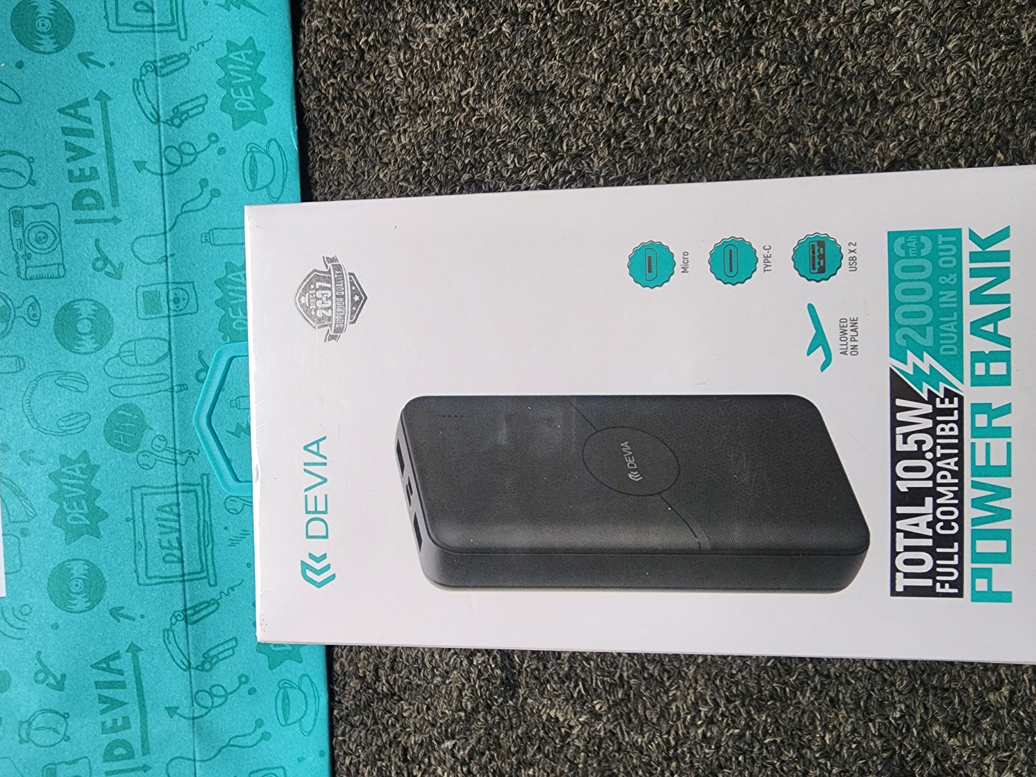 Devia 20k mAh power bank